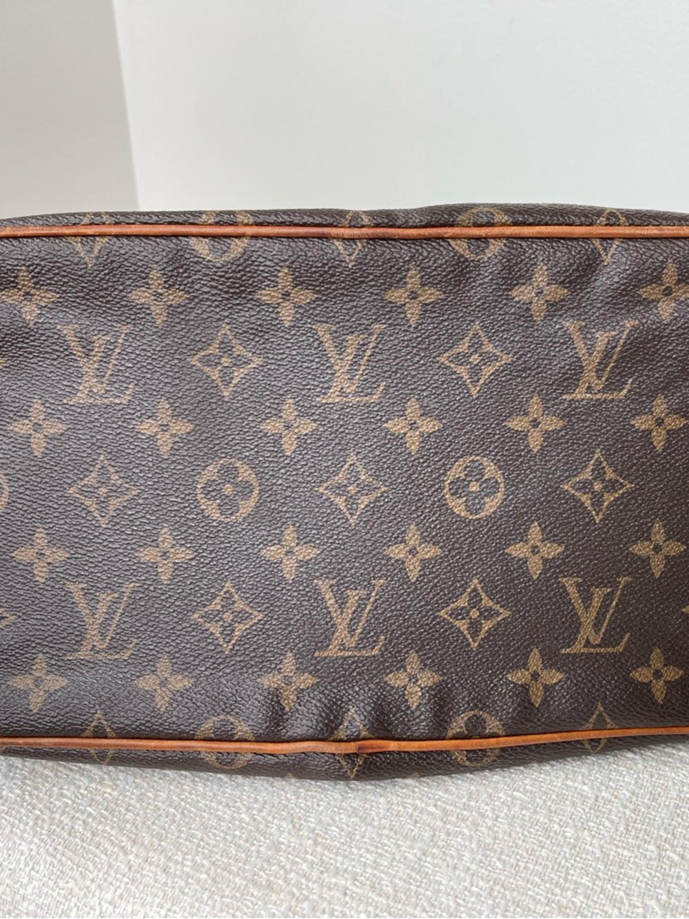 Louis Vuitton Monogram Palermo GM Canvas Tote with Vachetta Trim - Picture 9 of 13